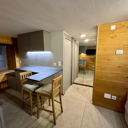 Kirchplatz Lupus & Cervus Appartement