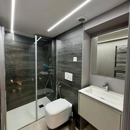 Kirchplatz Lupus & Cervus Apartmán